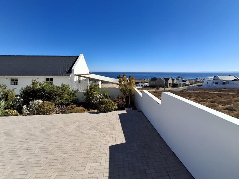 4 Bedroom Property for Sale in Da Gama Bay Western Cape